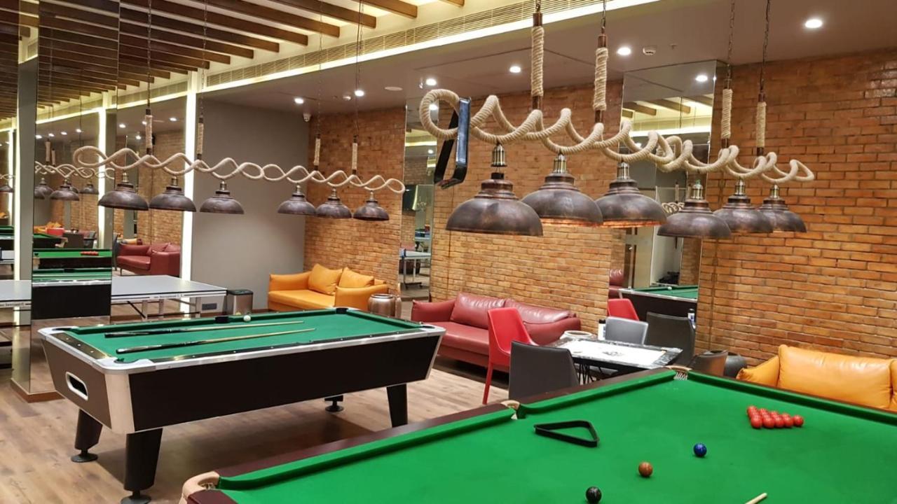 The Fern Royal Farm Resort, Anjār Esterno foto